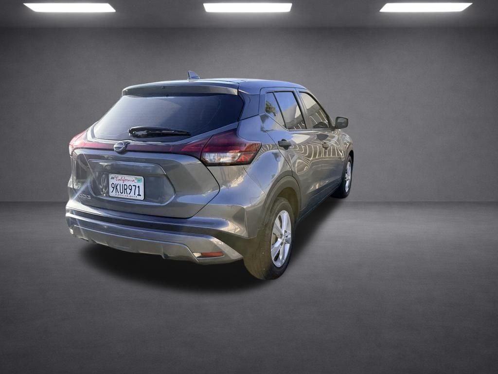 2022 Nissan Kicks S