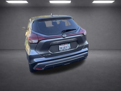 2022 Nissan Kicks S