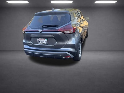2022 Nissan Kicks S