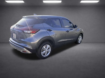 2022 Nissan Kicks S