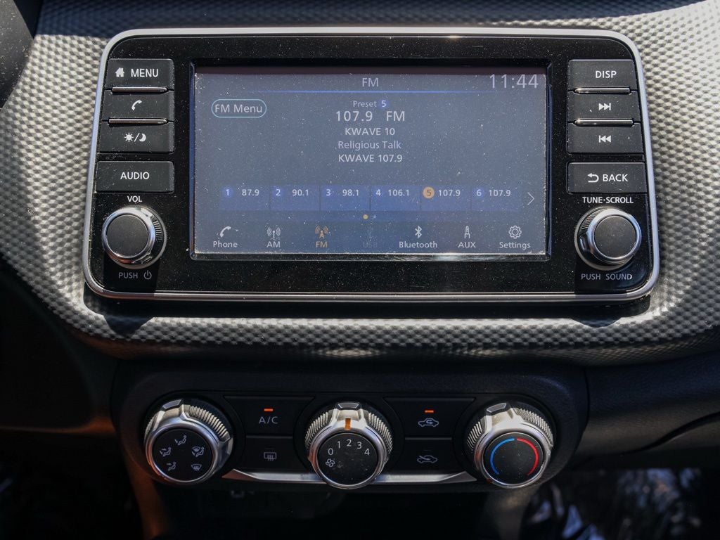 2024 Nissan Kicks S