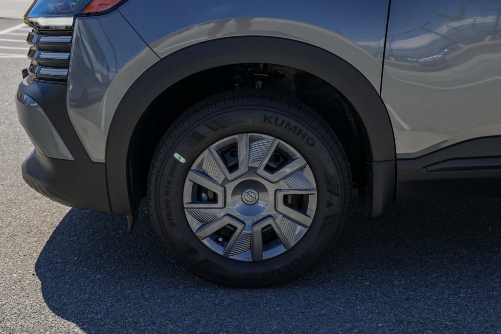 2027 Nissan Kicks S