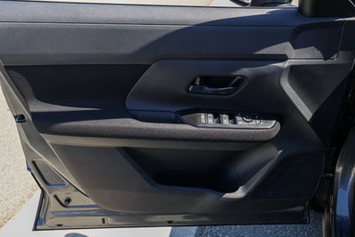 2027 Nissan Kicks S
