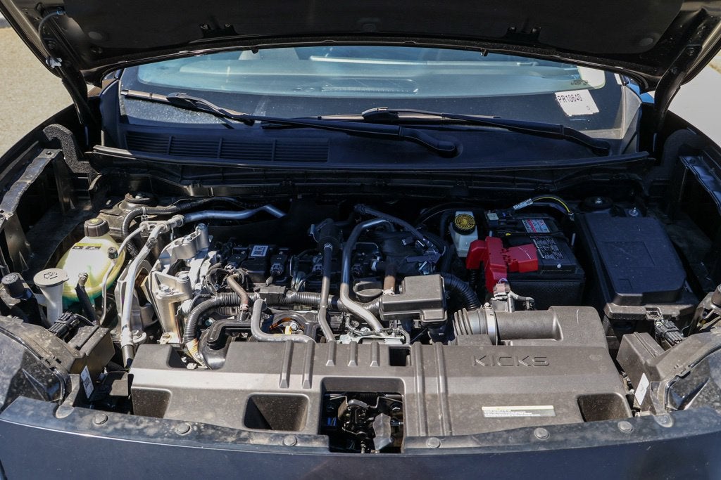 2025 Nissan Kicks SV