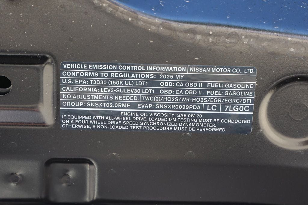 2025 Nissan Kicks SV