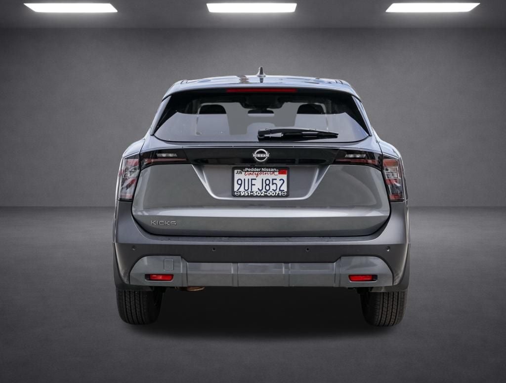 2025 Nissan Kicks SV