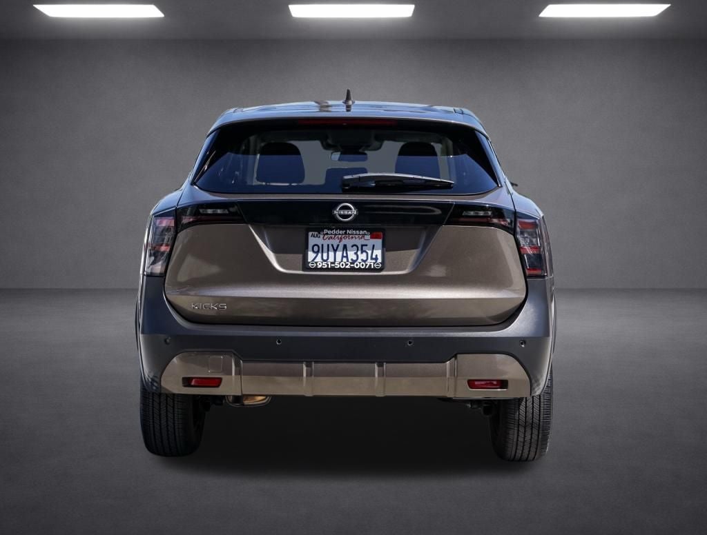 2025 Nissan Kicks SV
