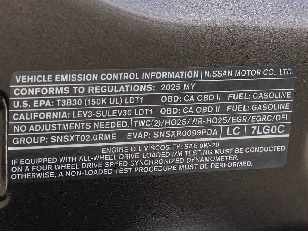 2025 Nissan Kicks SV