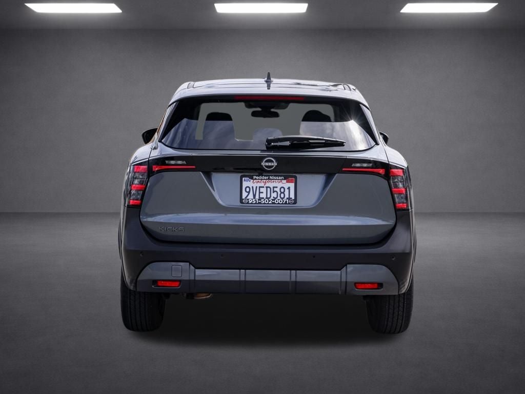 2025 Nissan Kicks SV
