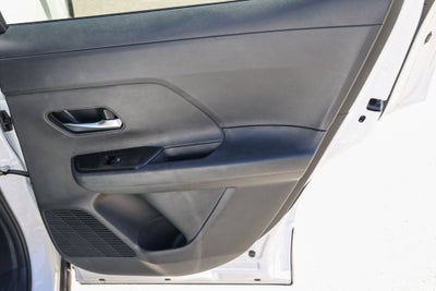 2027 Nissan Kicks SV