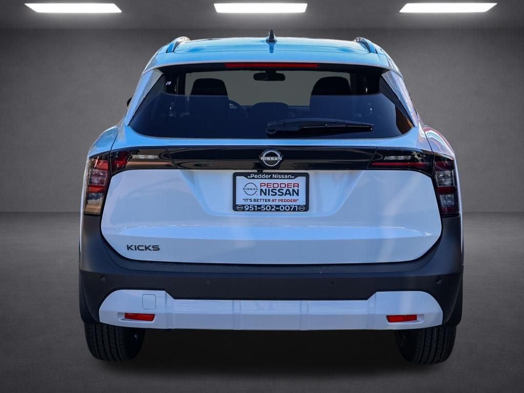 2026 Nissan Kicks SV
