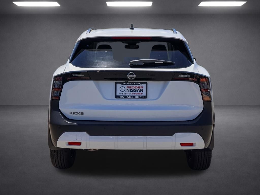 2026 Nissan Kicks SV