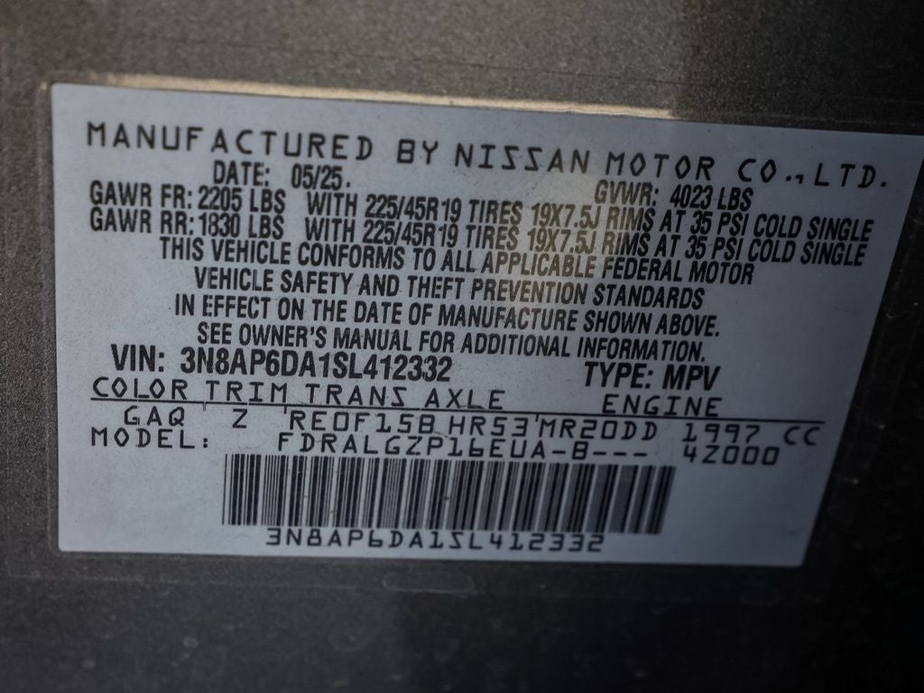 2025 Nissan Kicks SR