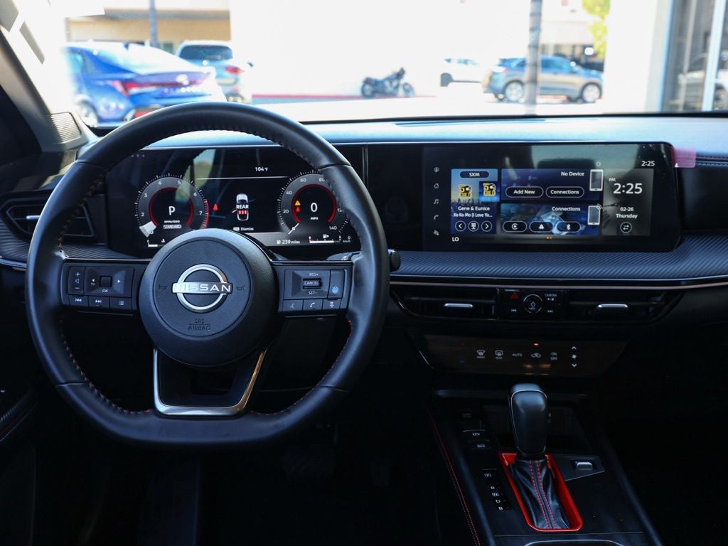 2025 Nissan Kicks SR