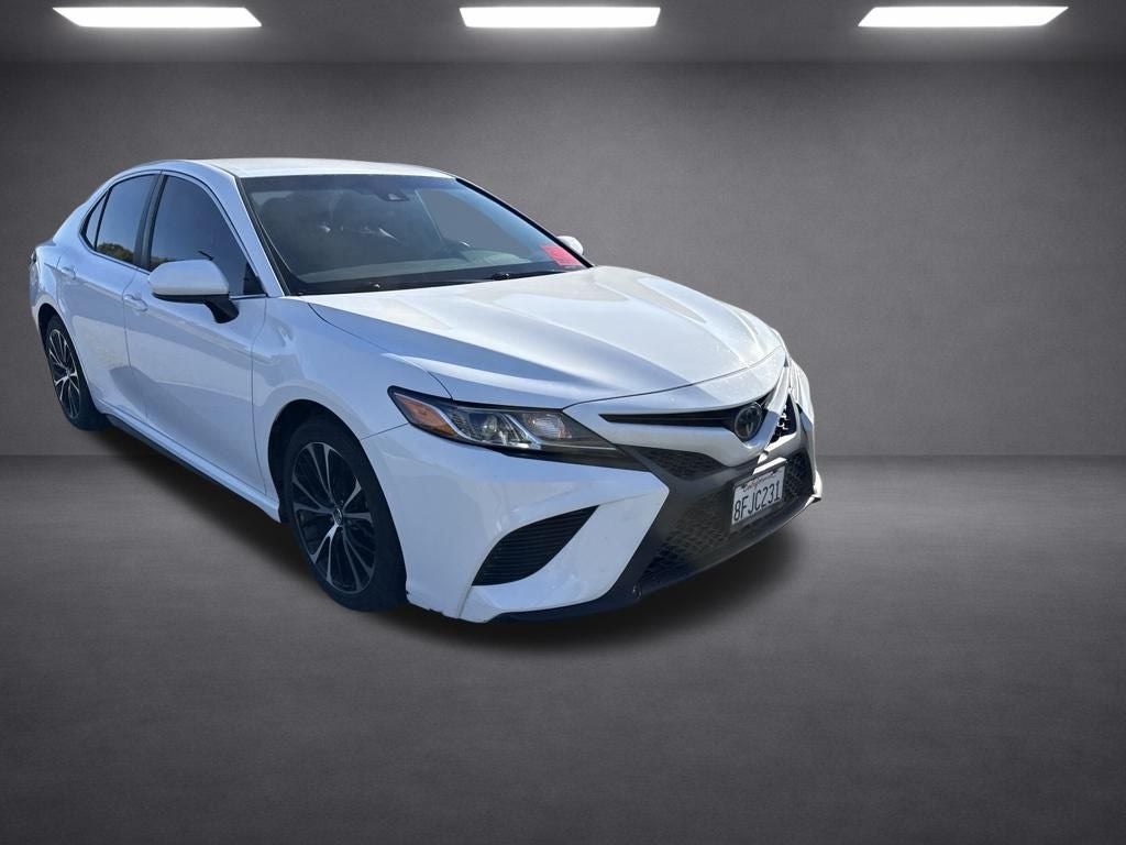 2018 Toyota Camry SE