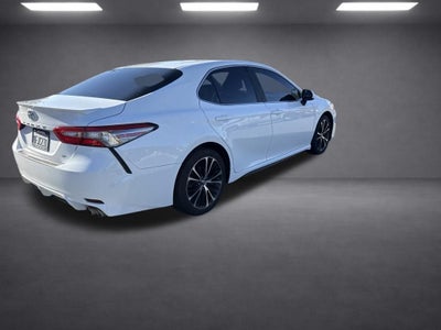2018 Toyota Camry SE