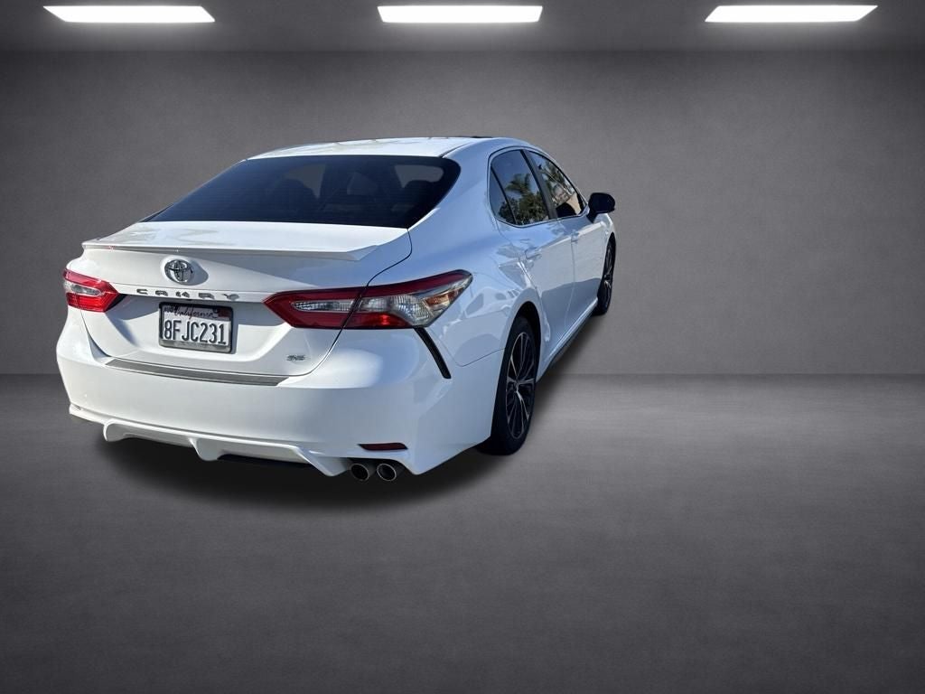 2018 Toyota Camry SE