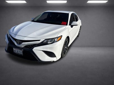 2018 Toyota Camry SE