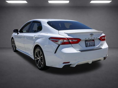2018 Toyota Camry SE
