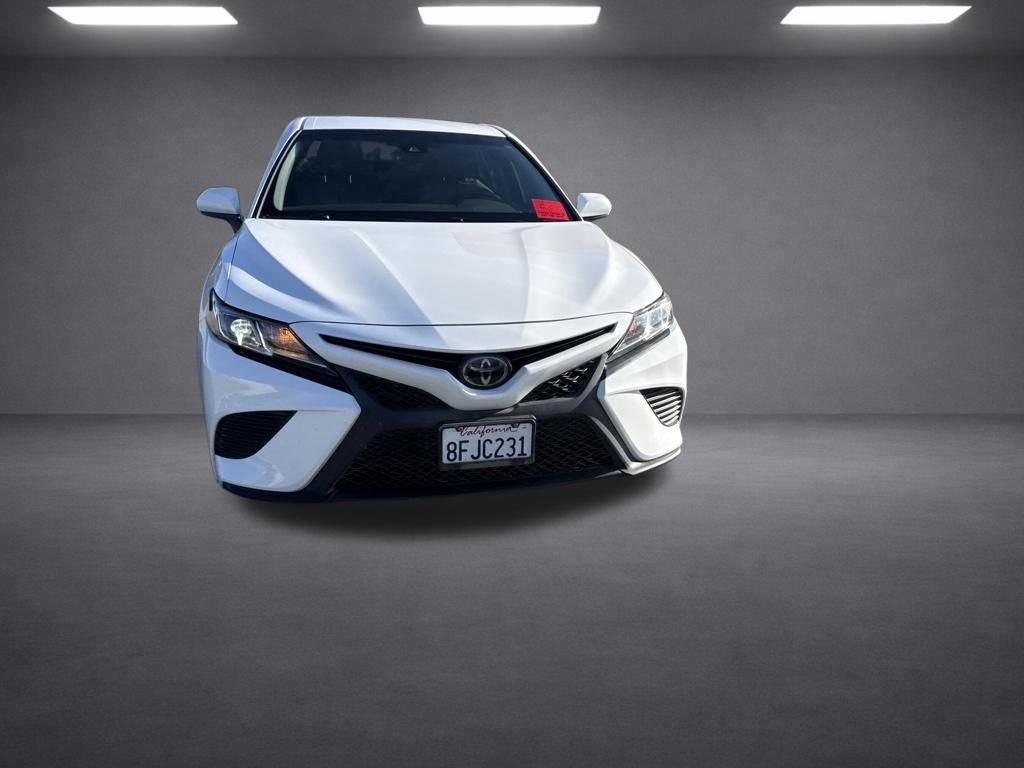 2018 Toyota Camry SE