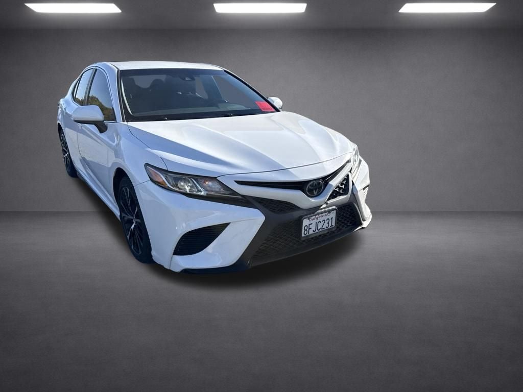 2018 Toyota Camry SE