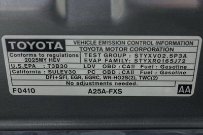 2025 Toyota Camry SE