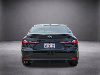 2025 Toyota Camry SE