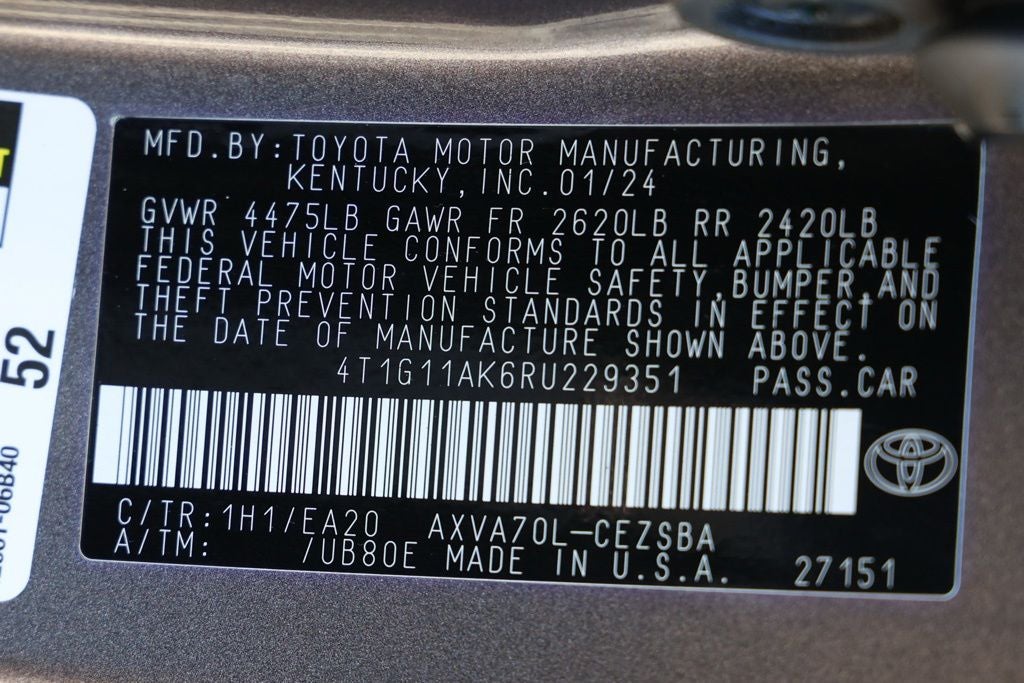2024 Toyota Camry SE