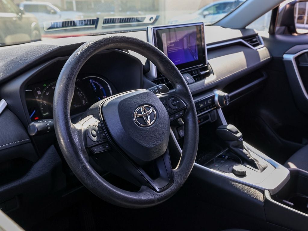 2023 Toyota RAV4 Hybrid LE