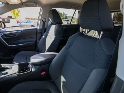 2023 Toyota RAV4 Hybrid LE