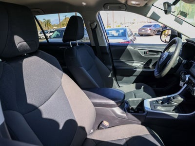 2023 Toyota RAV4 Hybrid LE