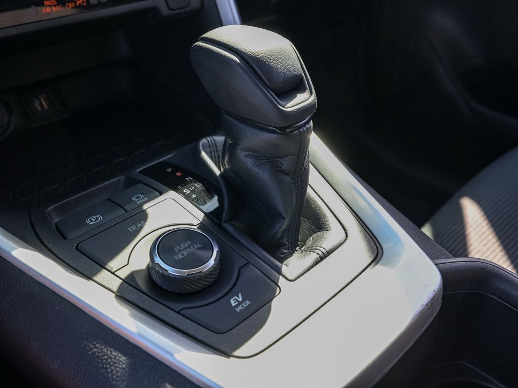 2023 Toyota RAV4 Hybrid LE