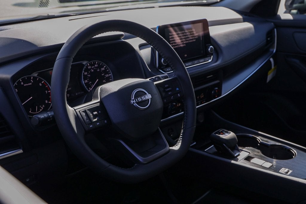 2027 Nissan Rogue SV