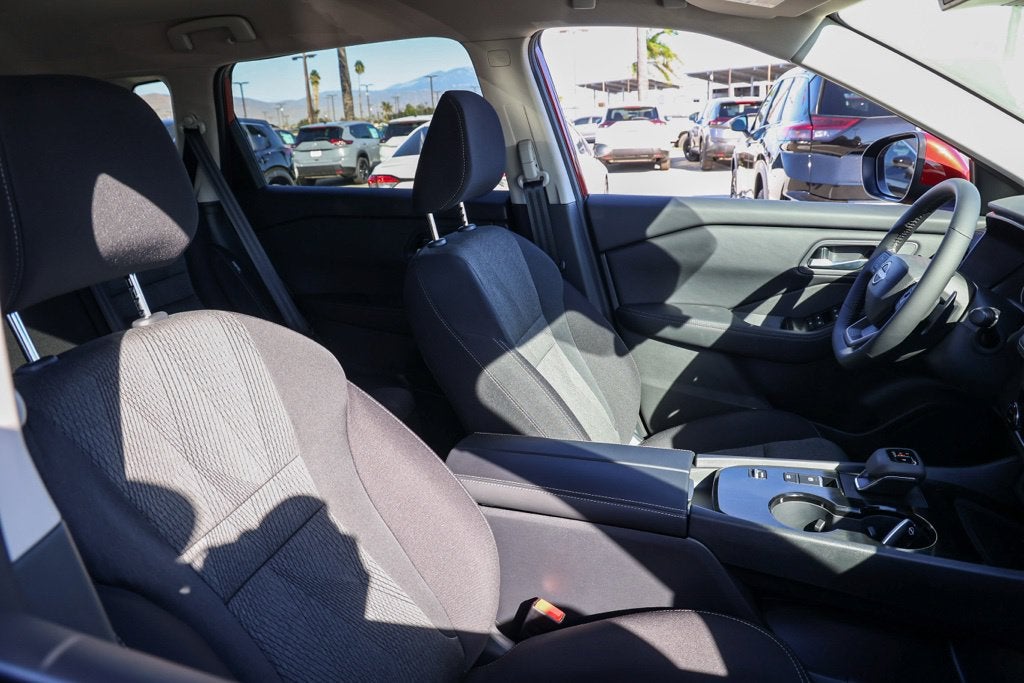 2027 Nissan Rogue SV
