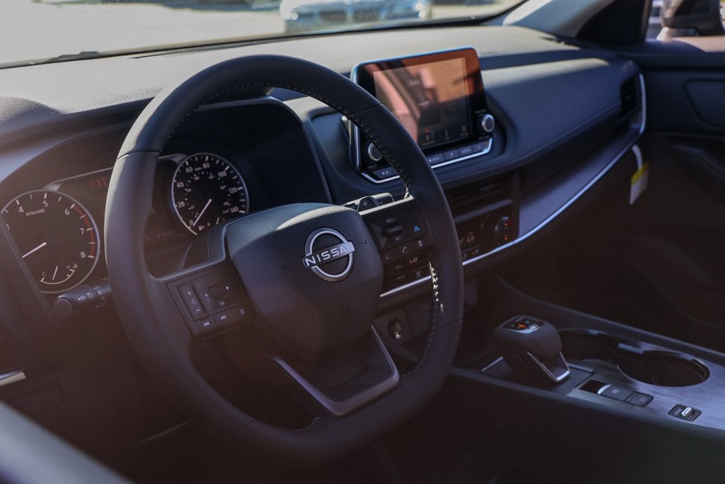 2027 Nissan Rogue SV