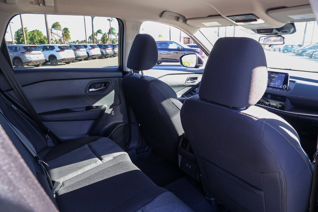 2027 Nissan Rogue SV