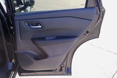 2027 Nissan Rogue SV