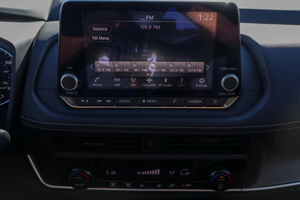 2027 Nissan Rogue SV
