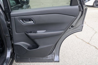 2027 Nissan Rogue SV