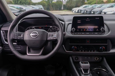 2027 Nissan Rogue SV