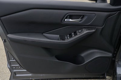 2027 Nissan Rogue SV