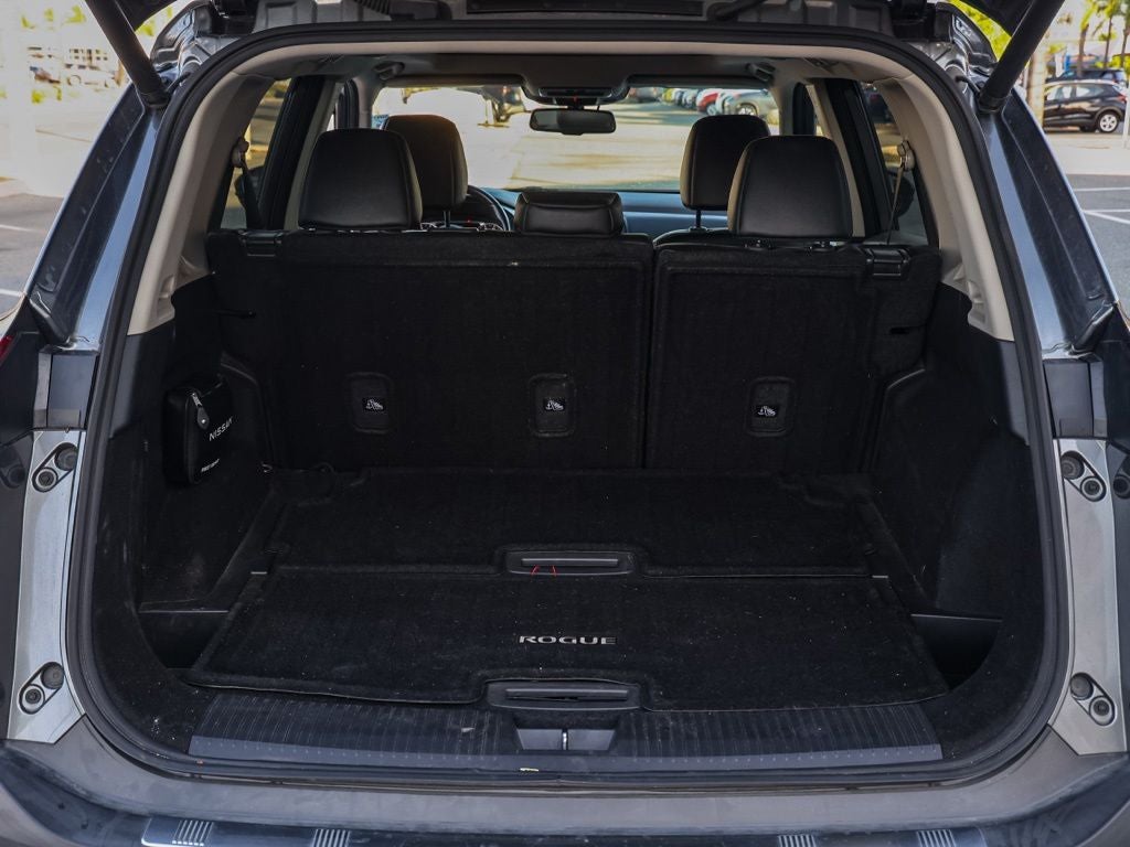 2022 Nissan Rogue SL