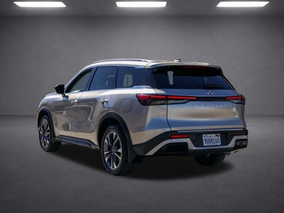2023 INFINITI QX60 LUXE