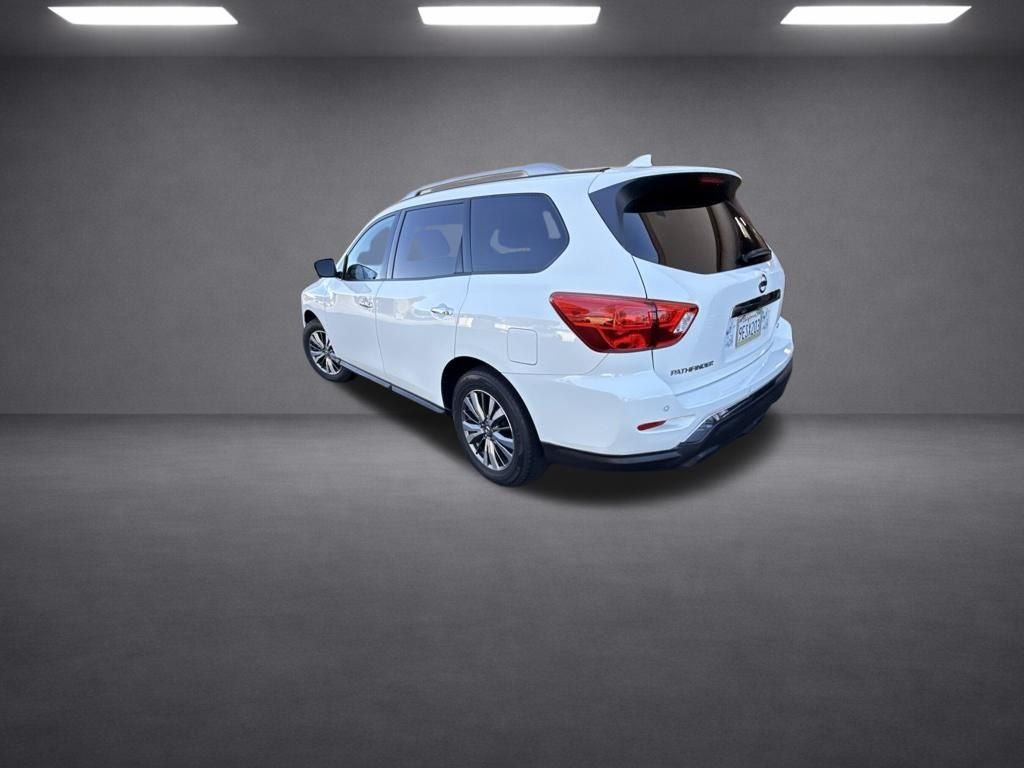 2020 Nissan Pathfinder SL