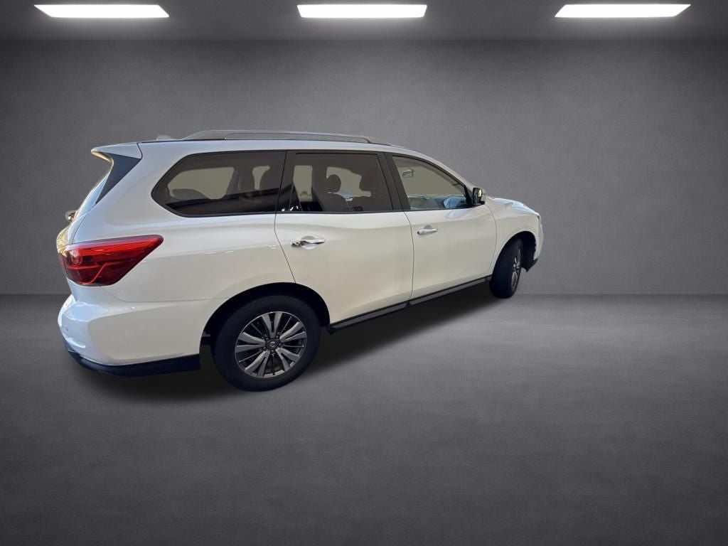 2020 Nissan Pathfinder SL