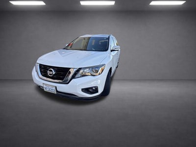 2020 Nissan Pathfinder SL