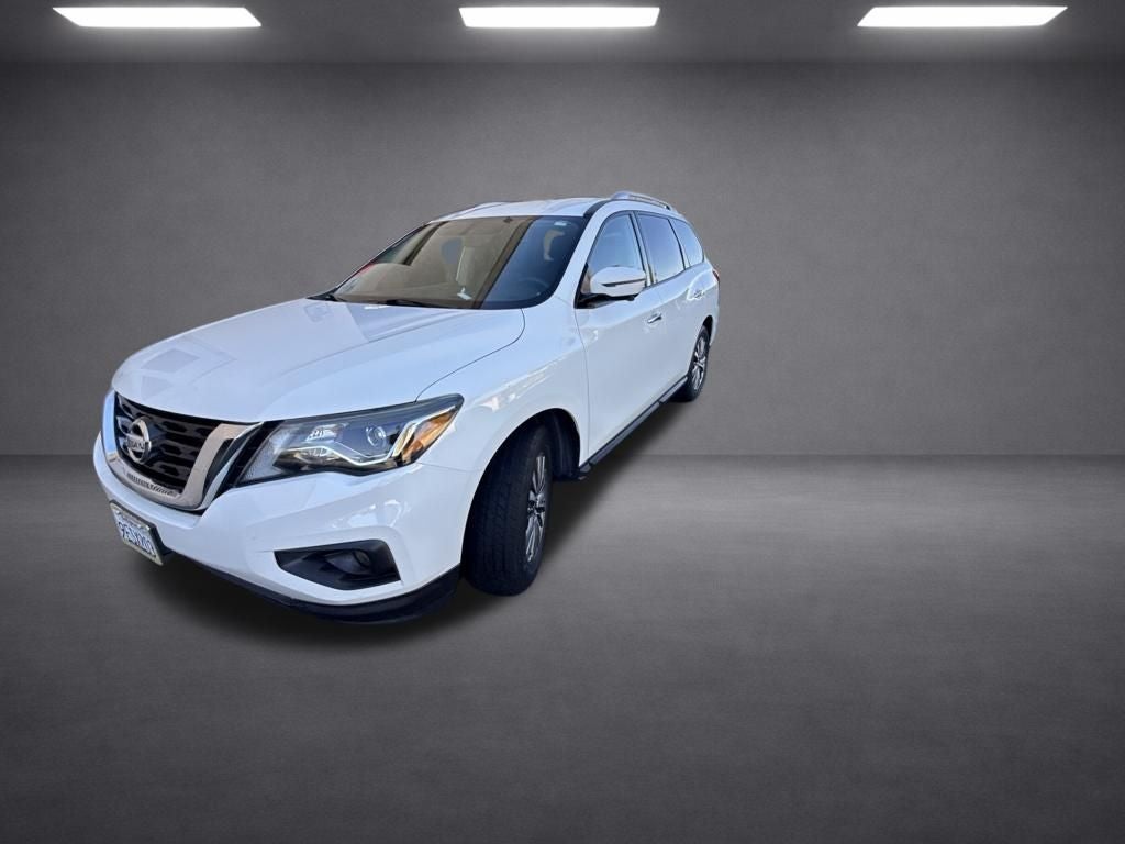 2020 Nissan Pathfinder SL