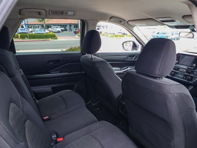 2024 Nissan Pathfinder S