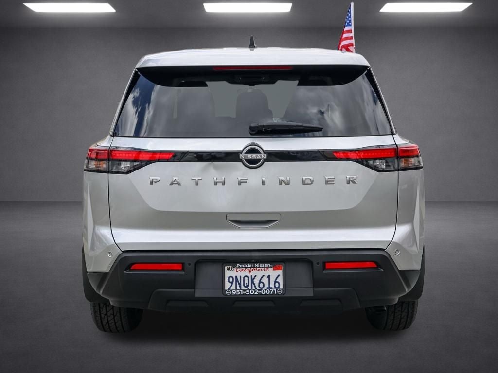 2024 Nissan Pathfinder S