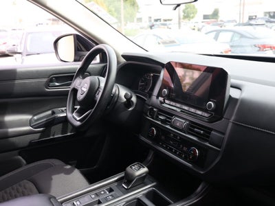 2025 Nissan Pathfinder S